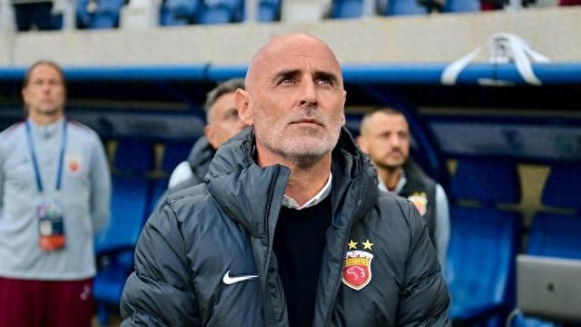 星空体育中国-热身赛延续锋无力，伤病致海港前寻枪后堵漏，大概率延续去年低开走势？|蒋光太|上海海港|莱昂纳多|北京国安|圣彼得堡泽尼特俱乐部_新浪体育_新浪新闻